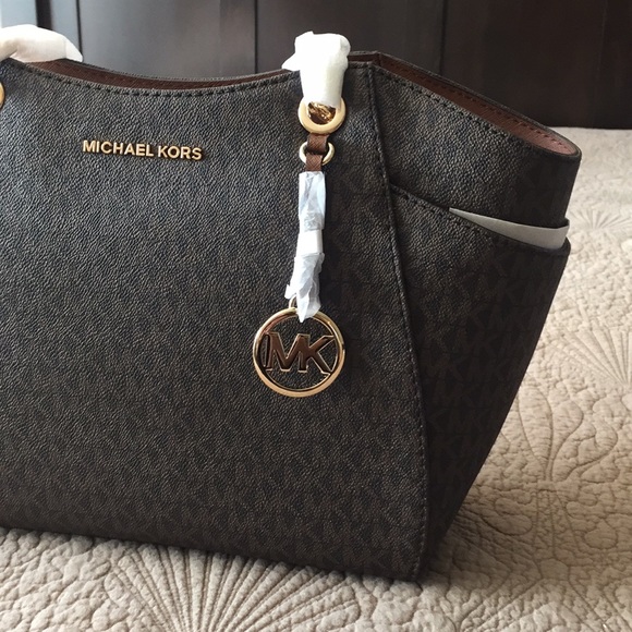 Michael Kors Handbags - Michael Kors Jet Set Logo Tote Bag